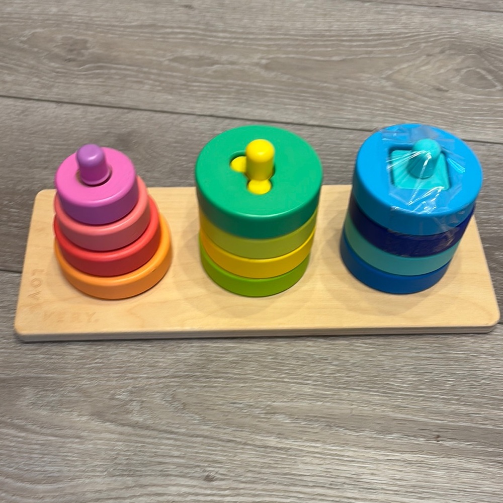 Lovevery sorting puzzle twist pivot